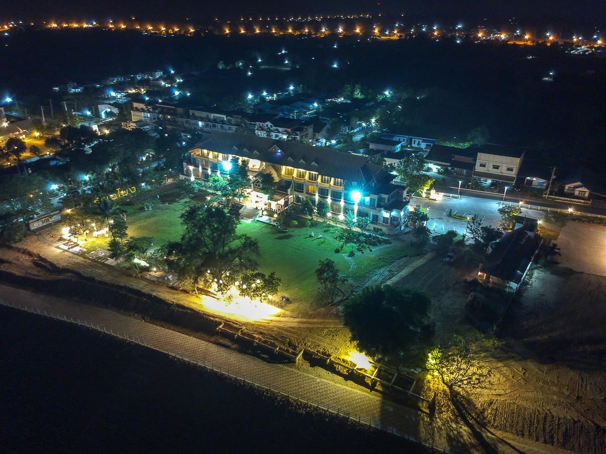 Vieng Khong Hotel Mukdahan Extérieur photo
