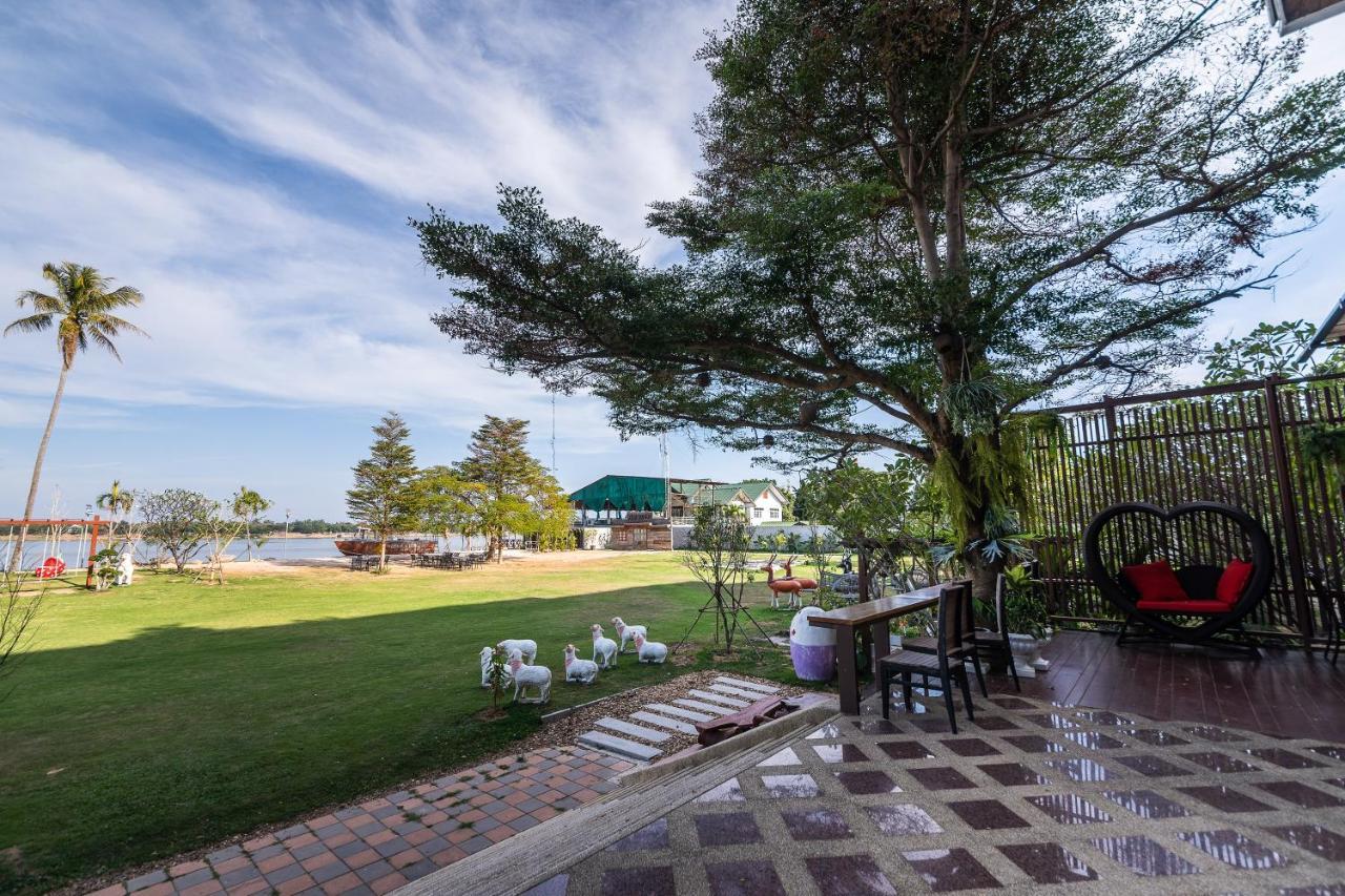 Vieng Khong Hotel Mukdahan Extérieur photo