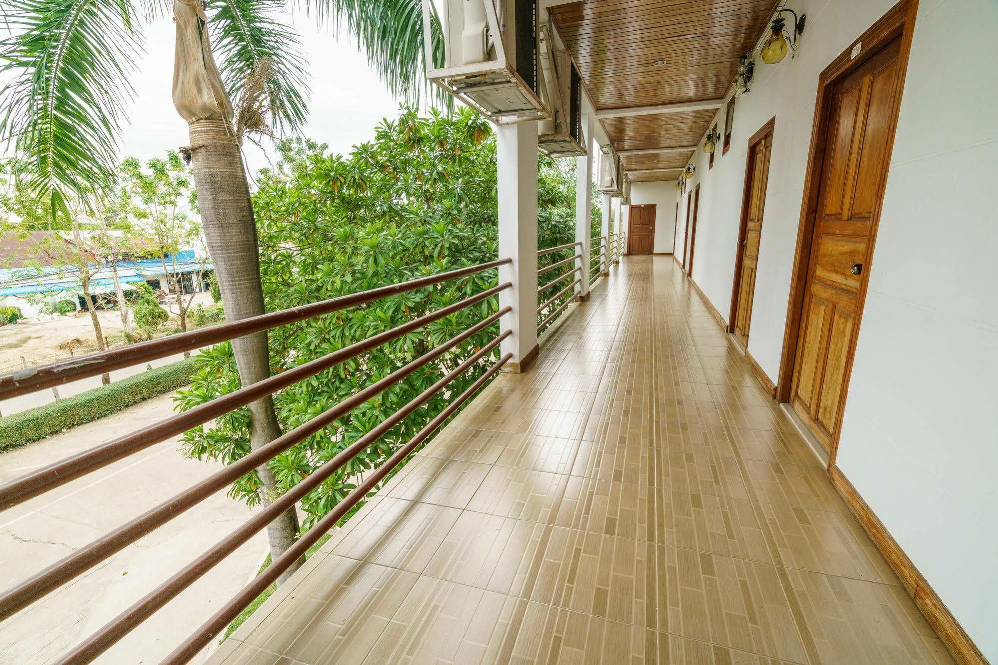 Vieng Khong Hotel Mukdahan Extérieur photo