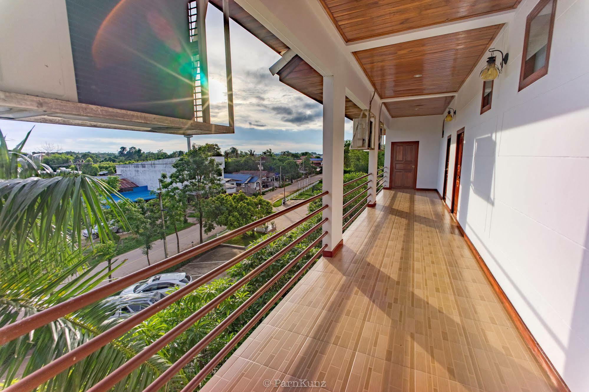 Vieng Khong Hotel Mukdahan Extérieur photo